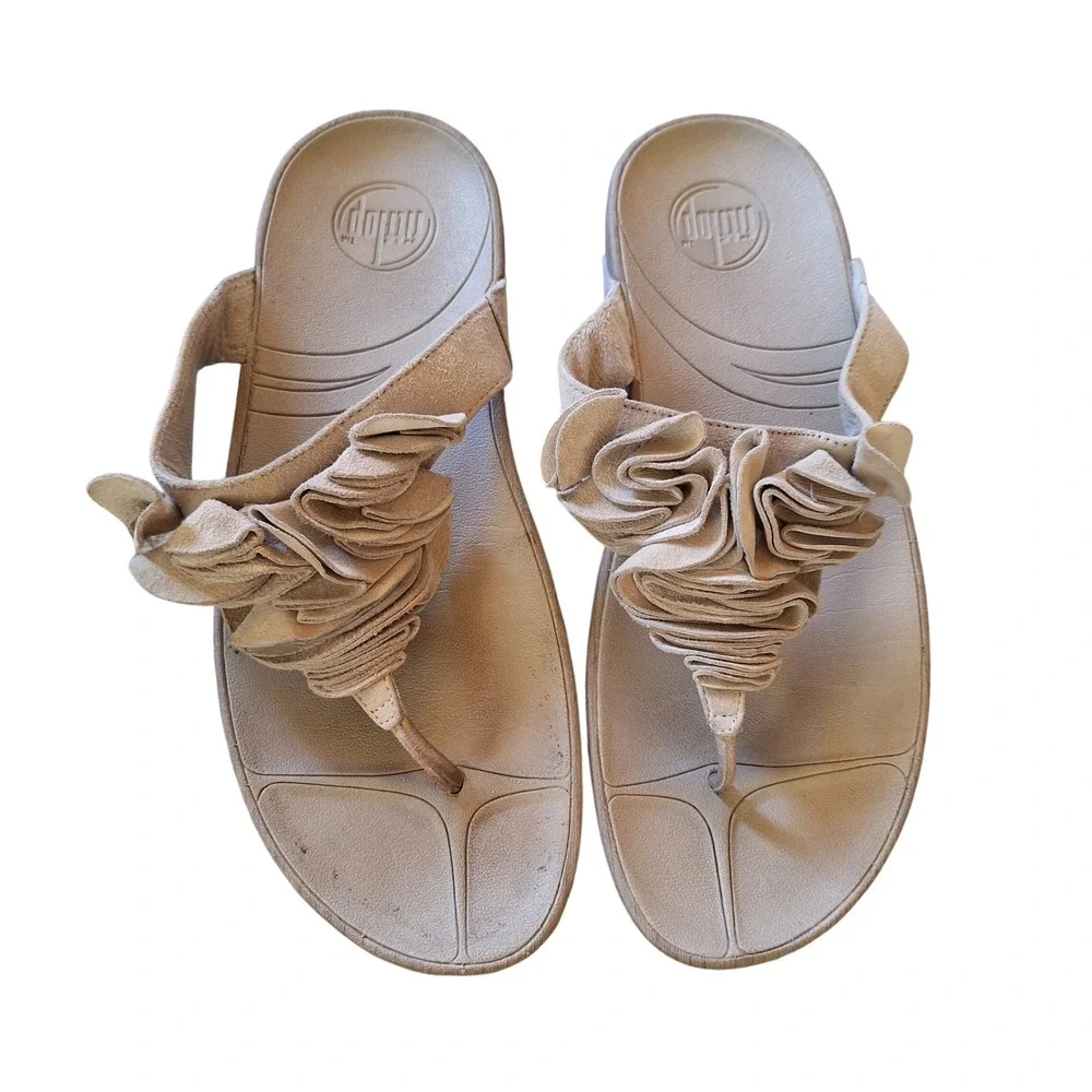 FitFlop Frou Thong Sandal Ruffle Flower Flip Flop Comfort Sandal Womens 8